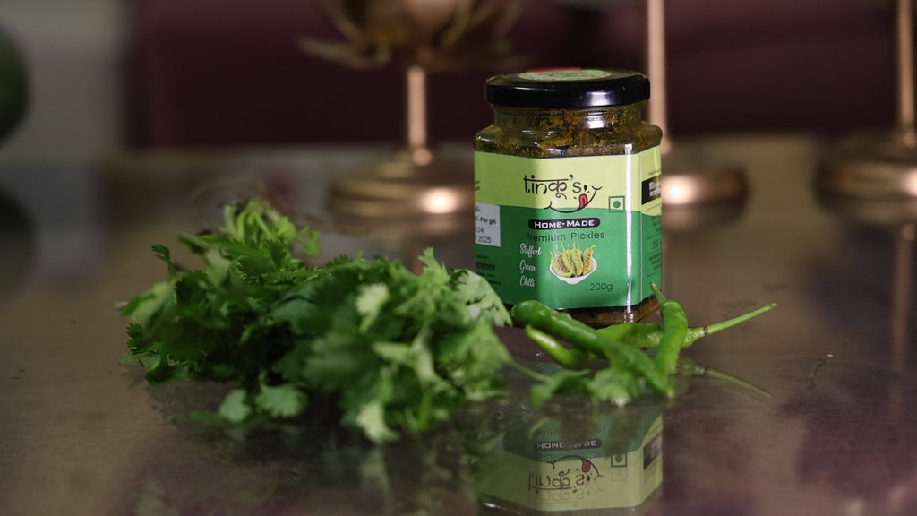 Stuffed green chilli|Bharwa hari mirch|sarso ke tel ka achar|mirch ka achar